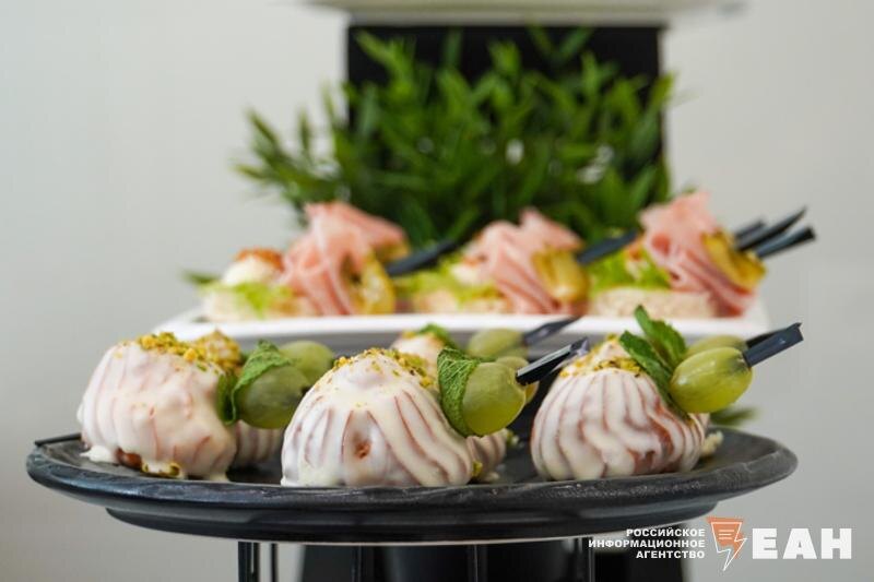    ЕАН / Еда на тарелке