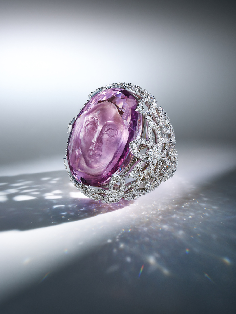 Кольцо лик Девы - победитель международного конкурса JUNWEX 2025