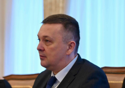 Василий Козлов работает заместителем губернатора Свердловской области с 2022 года. Усиление его позиций связывают с его безупречным прошлым и настоящим. Фото: ММиВЭС.