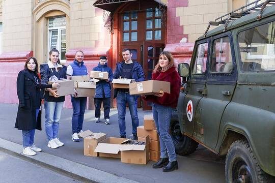    Активисты Мещанского района отправили в зону СВО уже 16 гуманитарных грузов