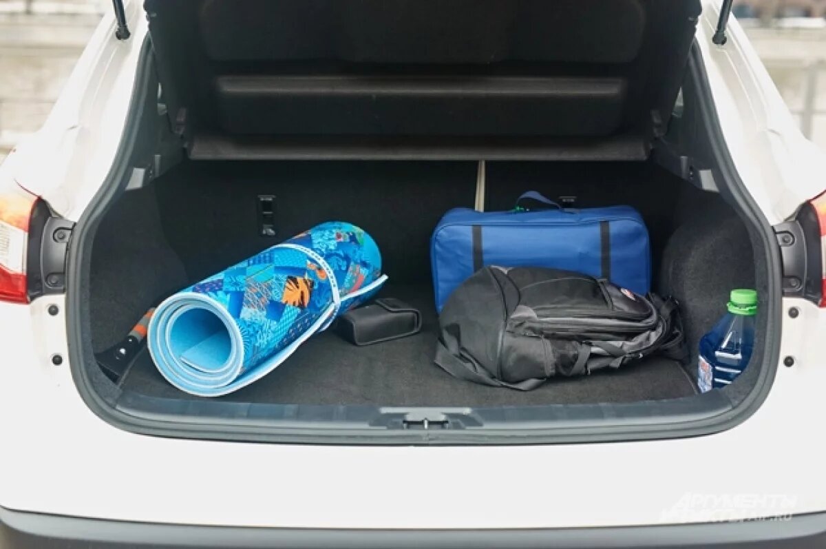    Молодых людей вывезли на машинах в лесополосу