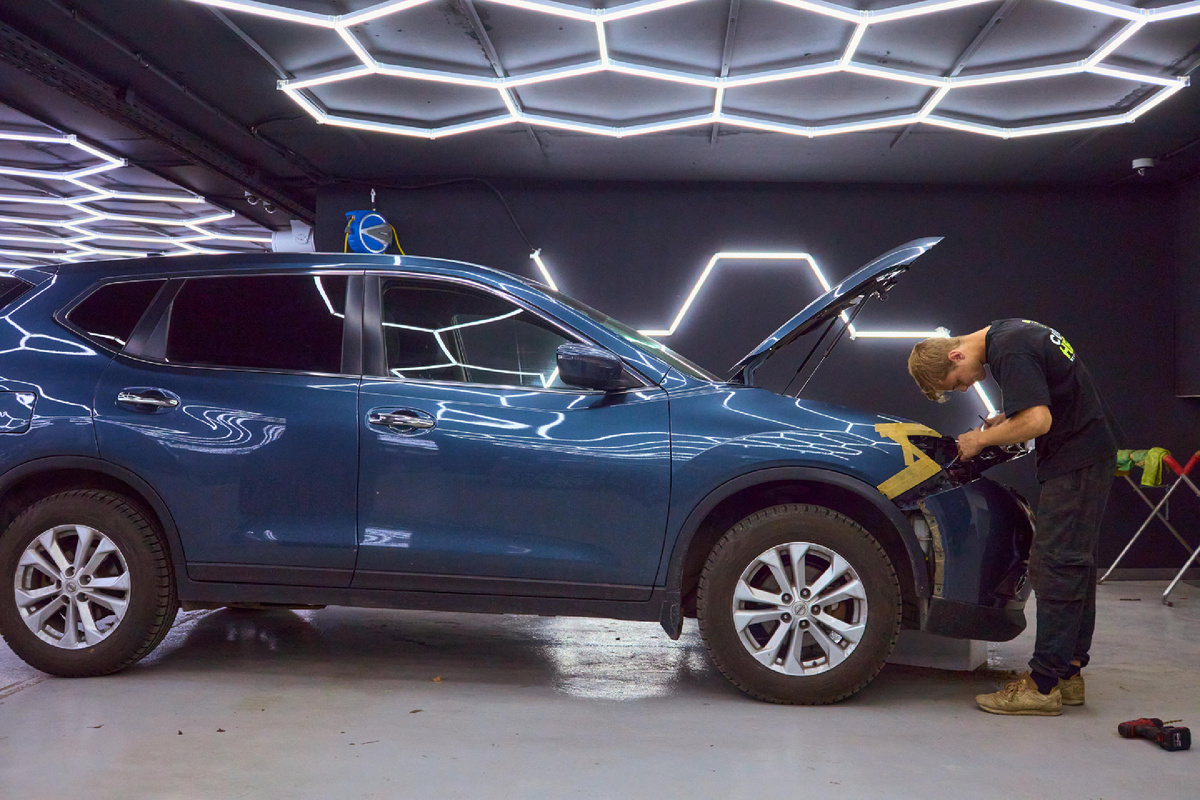 Источник фото: https://custom-heroes.ru/raboty/vid-uslugi/avtosvet/nashi-raboty/remont-i-uluchshenie-optiki-nissan-x-trail-2017/