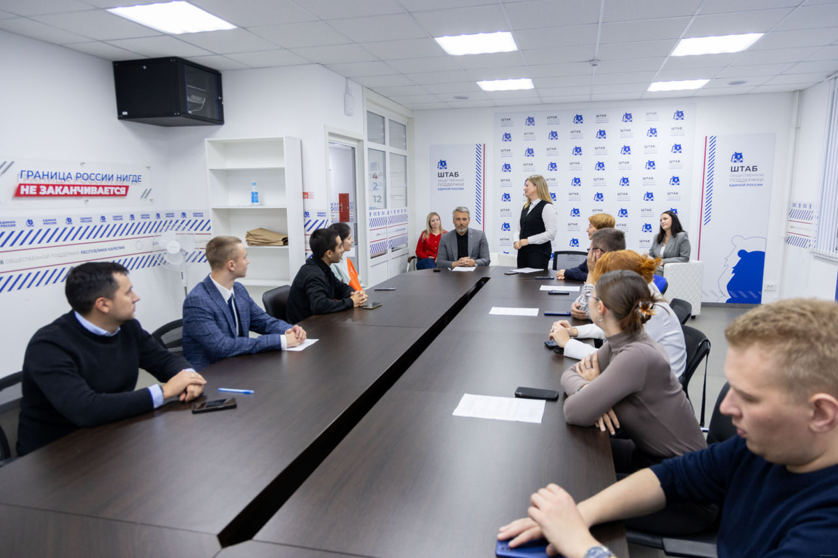 Фото: пресс-служба Псковского областного Собрания депутатов