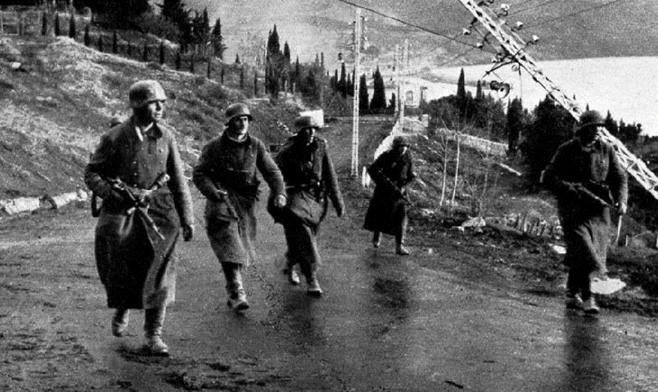 Немцы в окрестностях Ялты. Ноябрь 1941 г. Из открытых источников