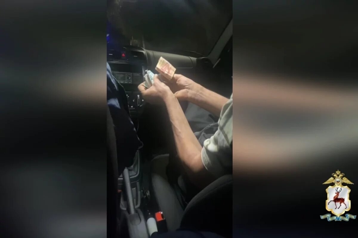    Видео с дачей взятки сотруднику ДПС опубликовала нижегородская полиция