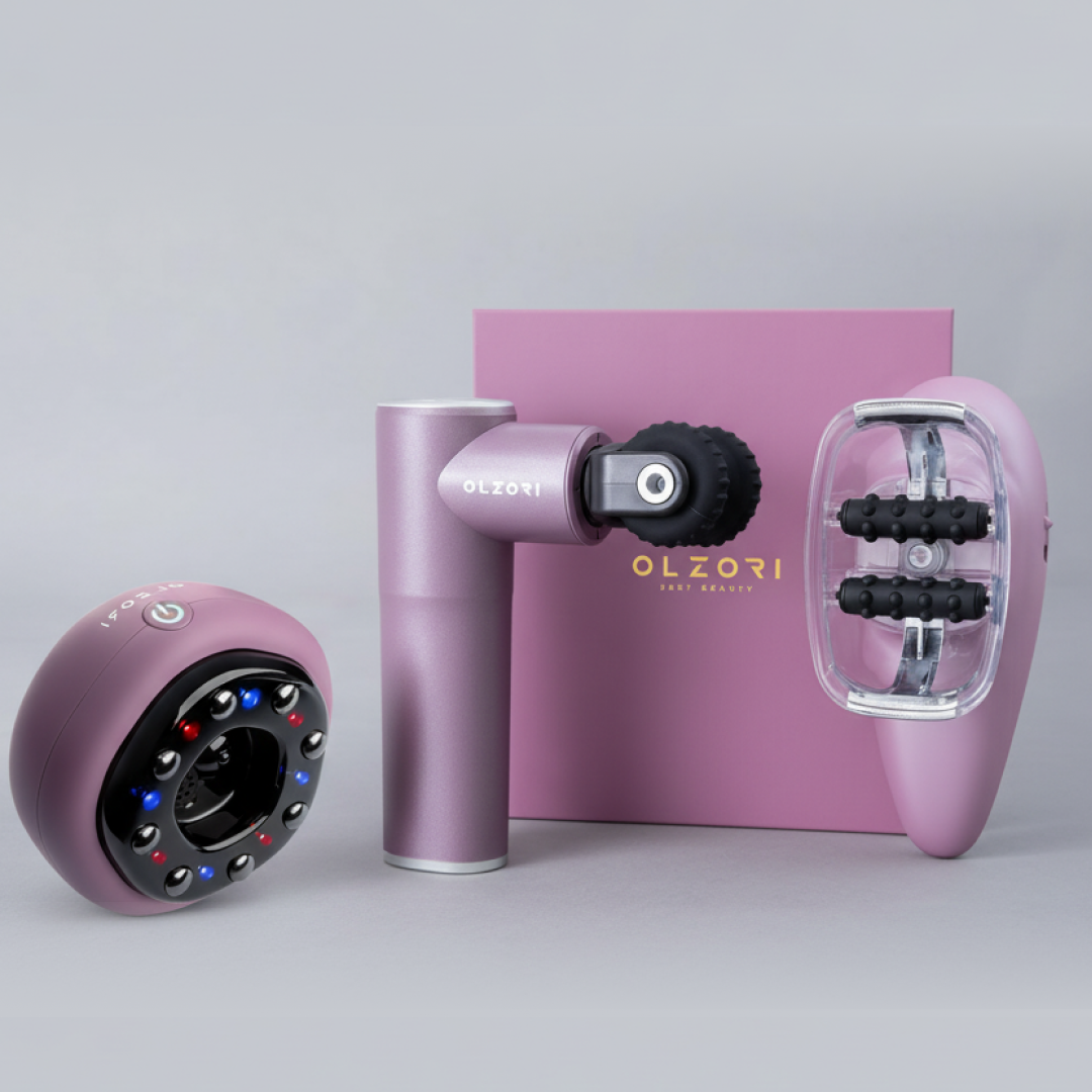 Слева направо: вакуумный массажер ReLive, перкуссионный пистолет X-Lift, вакуумно-роликовый массажер Riffo