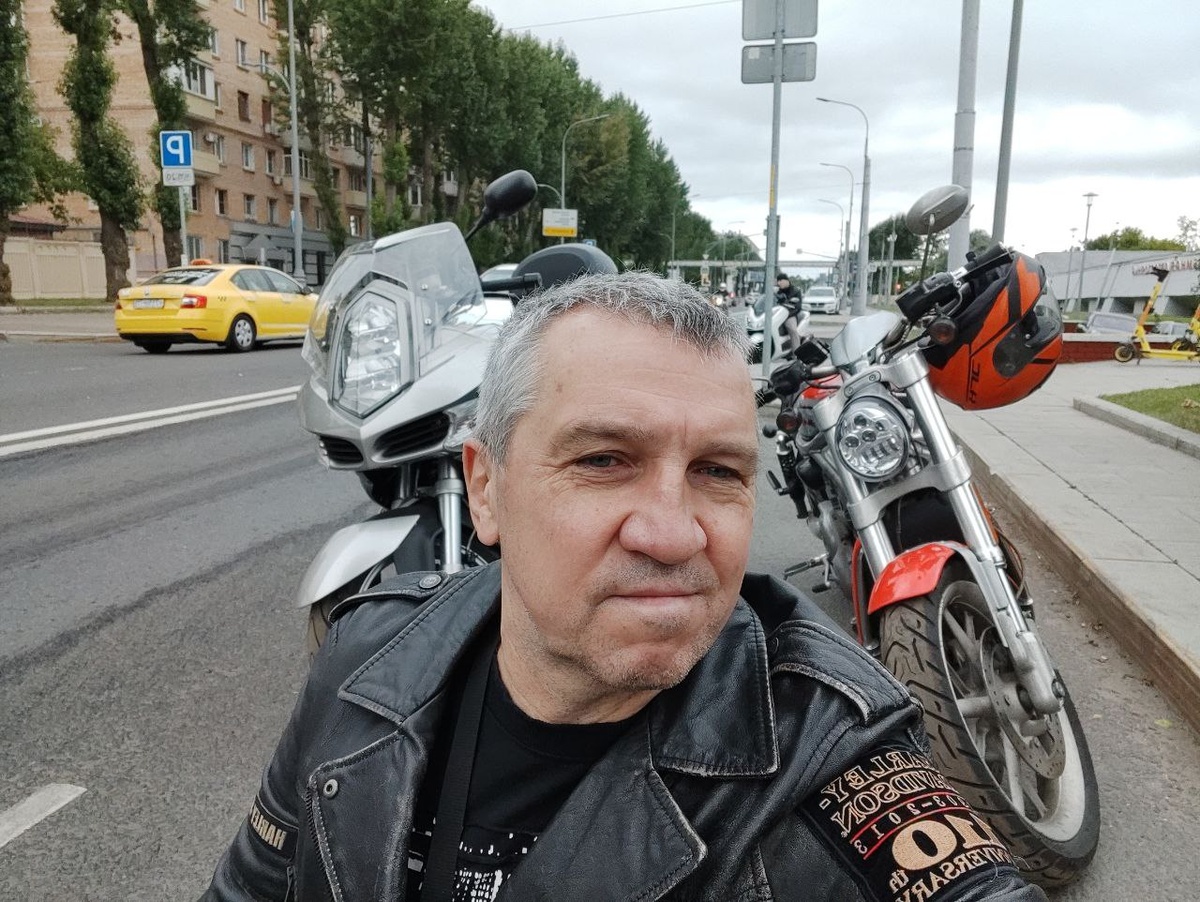 август 2023 года.Харлей-мой второй мотоцикл и Бэха-третий