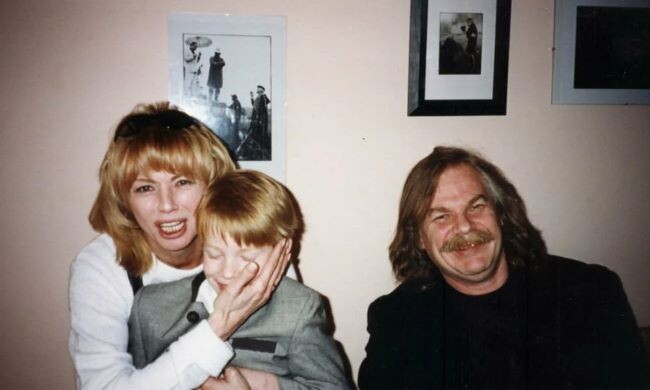 Владимир и Елена Пресняковы с сыном. Фото из личного архива артистов