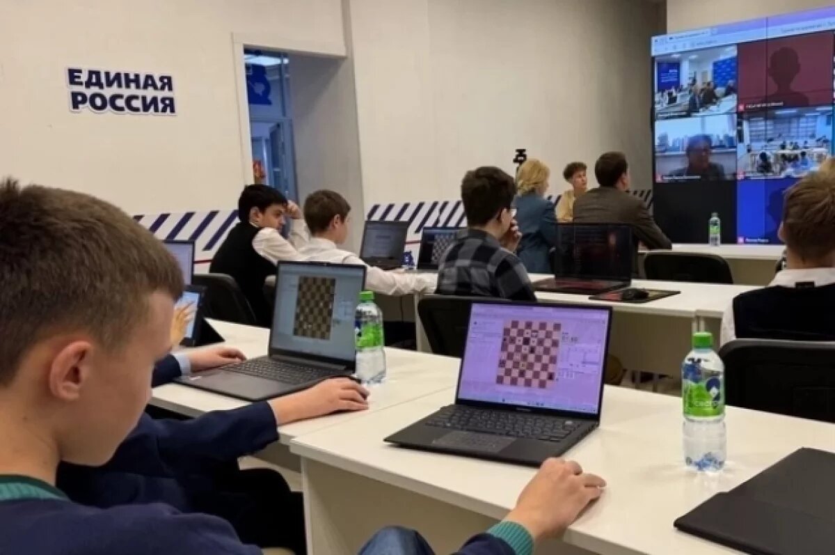    Нижегородские шахматисты победили в международном онлайн-туре