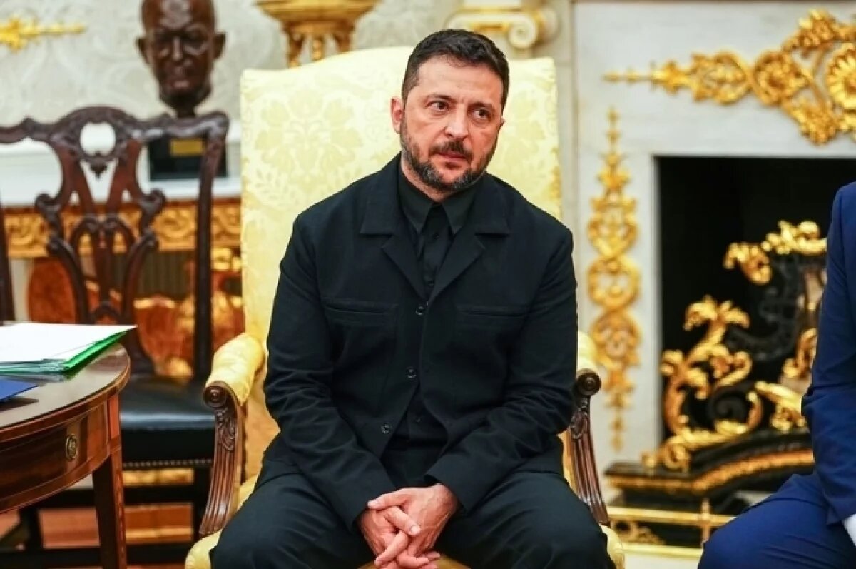    Зеленский заявил, что вопрос передачи дальнобойных ракет зависит от Трампа
