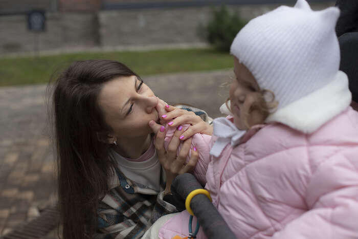 Стеша с мамой. Фото: Екатерина Фёдорова для свет.дети