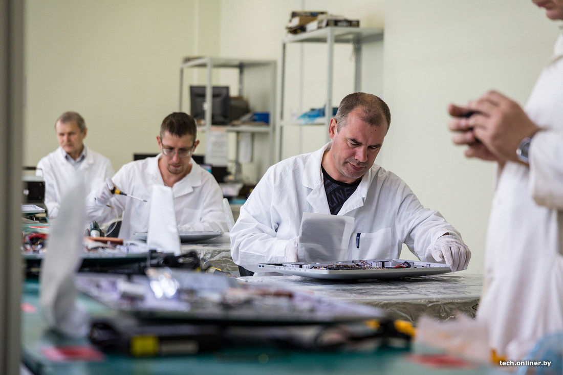 Производство моноблоков INFOTON. tech.onliner.by. Листайте вправо