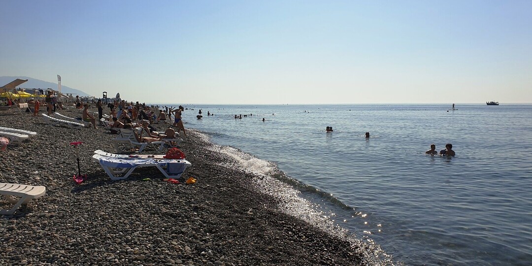 Стоит ли ехать в Сочи в октябре. Смотрим отзывы туристов о море и лучших местах для прогулок