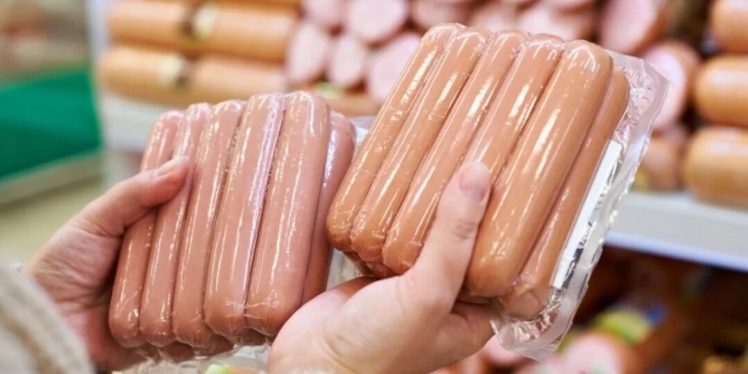 В колбасе и сосисках из Петрозаводска обнаружили лекарства для животных