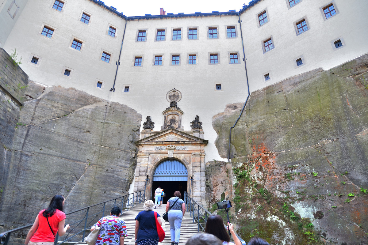  Ворота в замок Кёнигштайн. Фотография: Соловьев В.Ю.