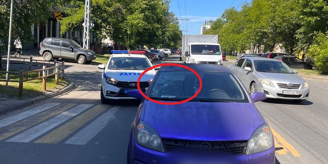 Инспектор хочет оштрафовать за езду с трещиной на стекле авто. Как быть? Ответ автоюриста