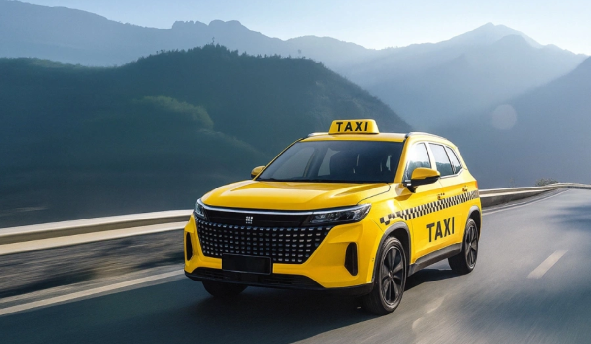     Sollers SP7. Источник: rbc.ru Автор фото: Олеся Мельникова / GPT-5 / РБК