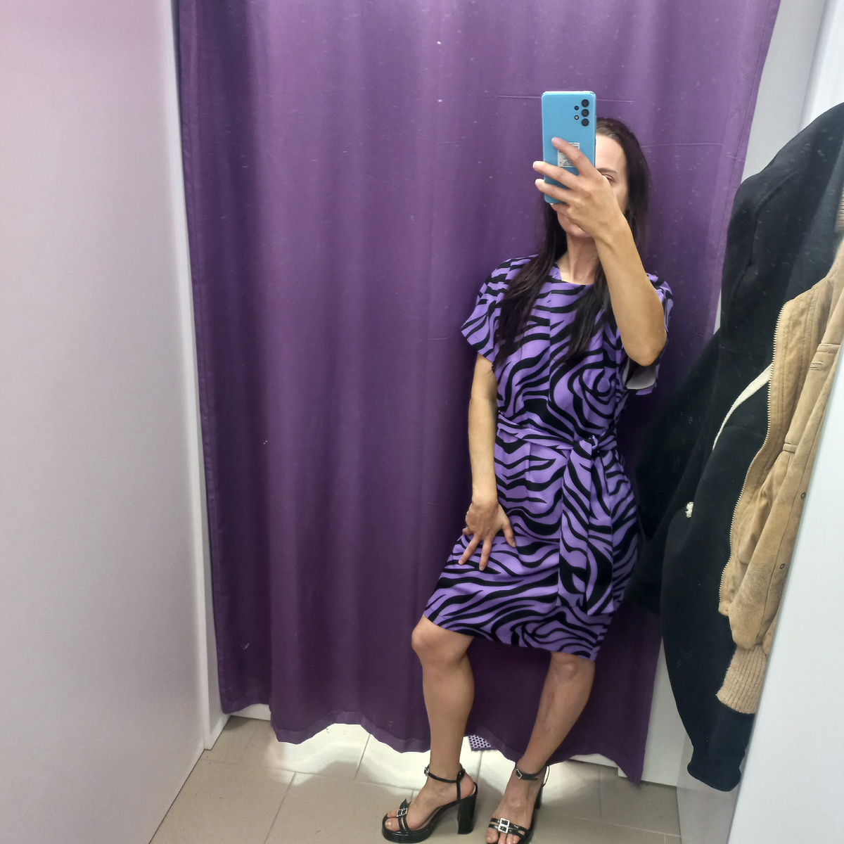 Тома, автор