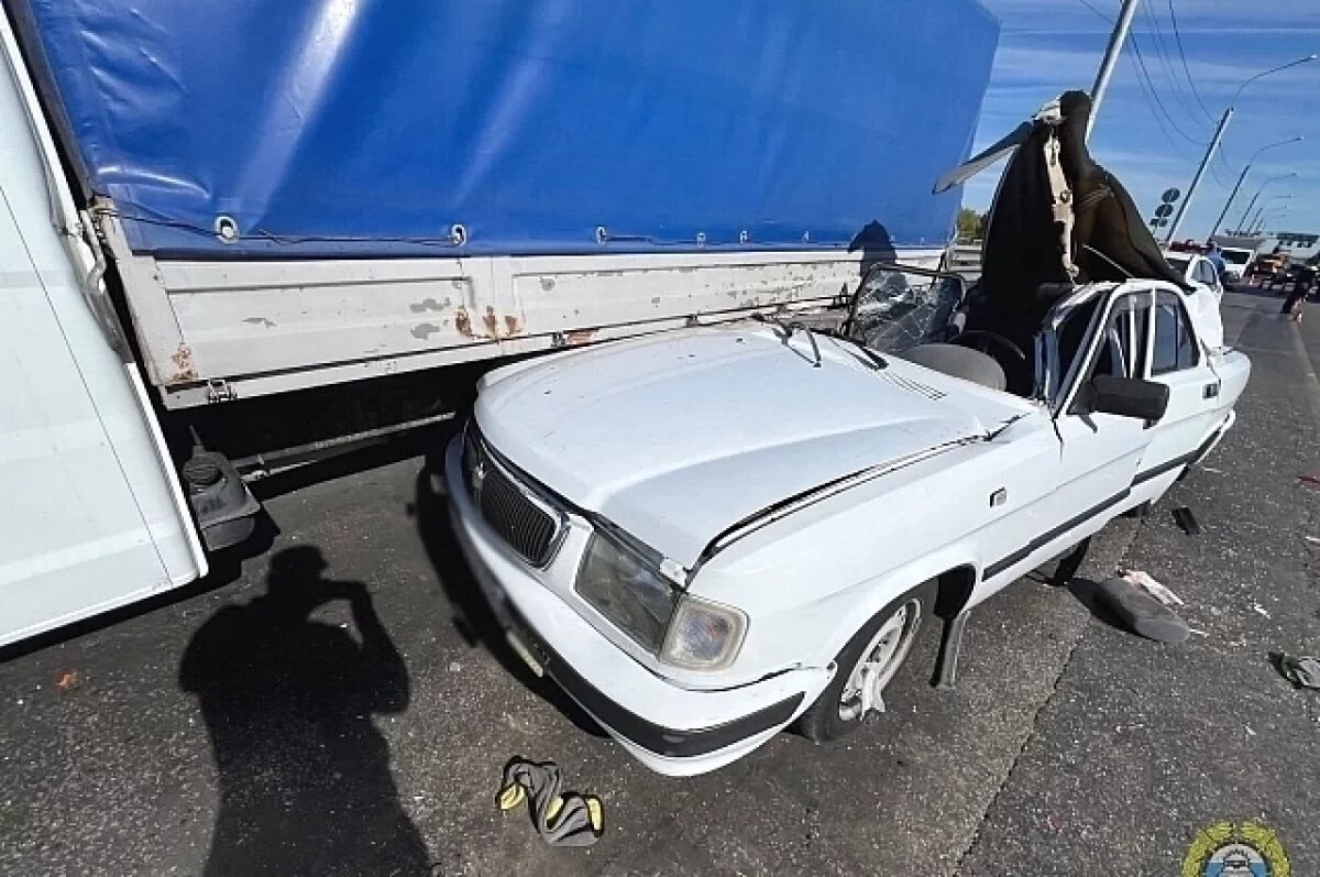    Новыми кадрами с места страшного ДТП на «танцующем» мосту поделились в МВД