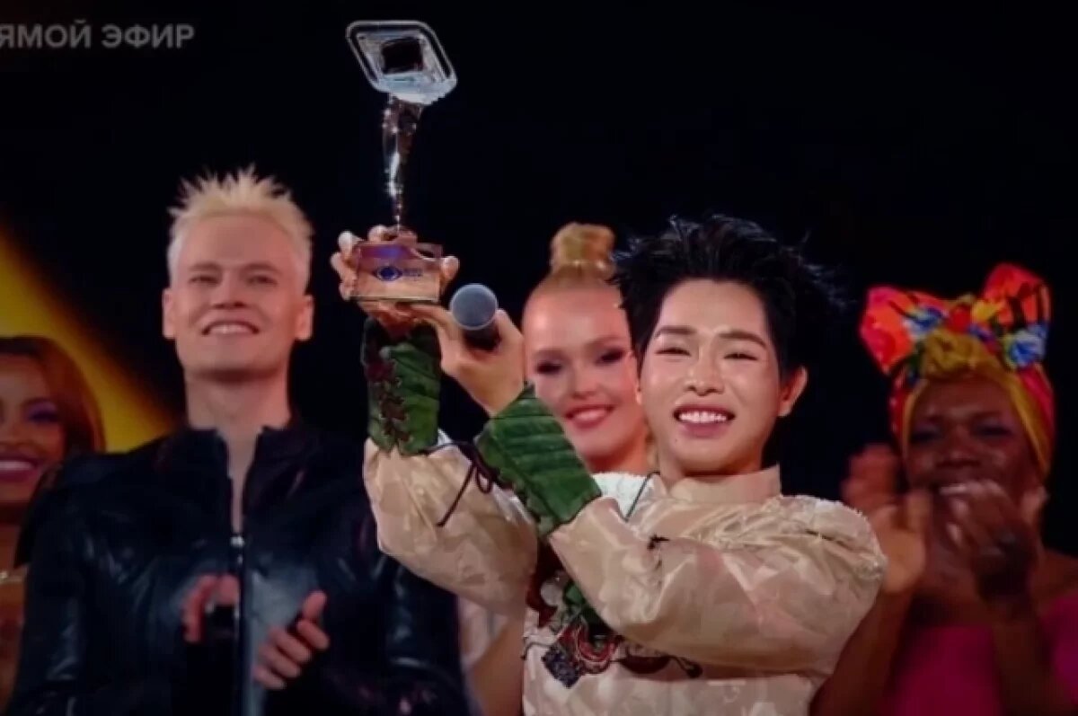    Обожгли огнём.