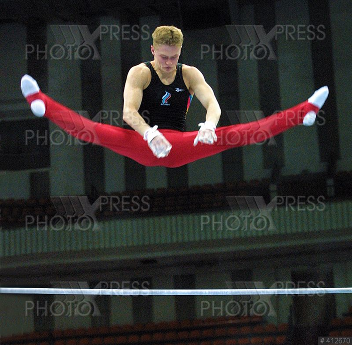 Обладающий недюжинной силой воли и силой духа Алексей Бондаренко