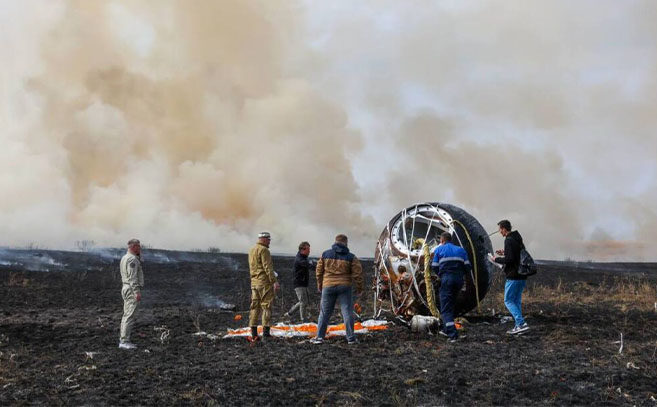 Момент приземления биологической капсулы (фото Роскосмос)