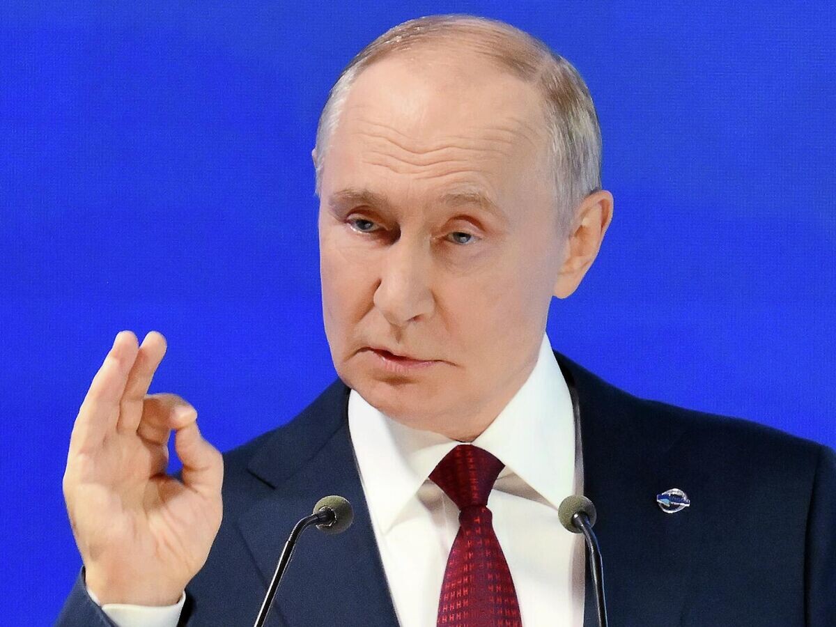    "Разрушительный инструмент в чужих руках" – Путин об Украине© Ruptly