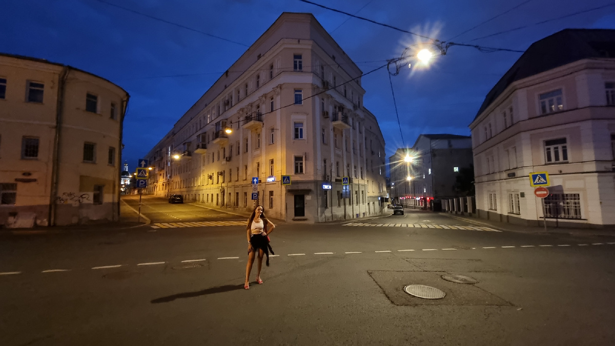 Хитровская площадь и Дом-утюг на Хитровке