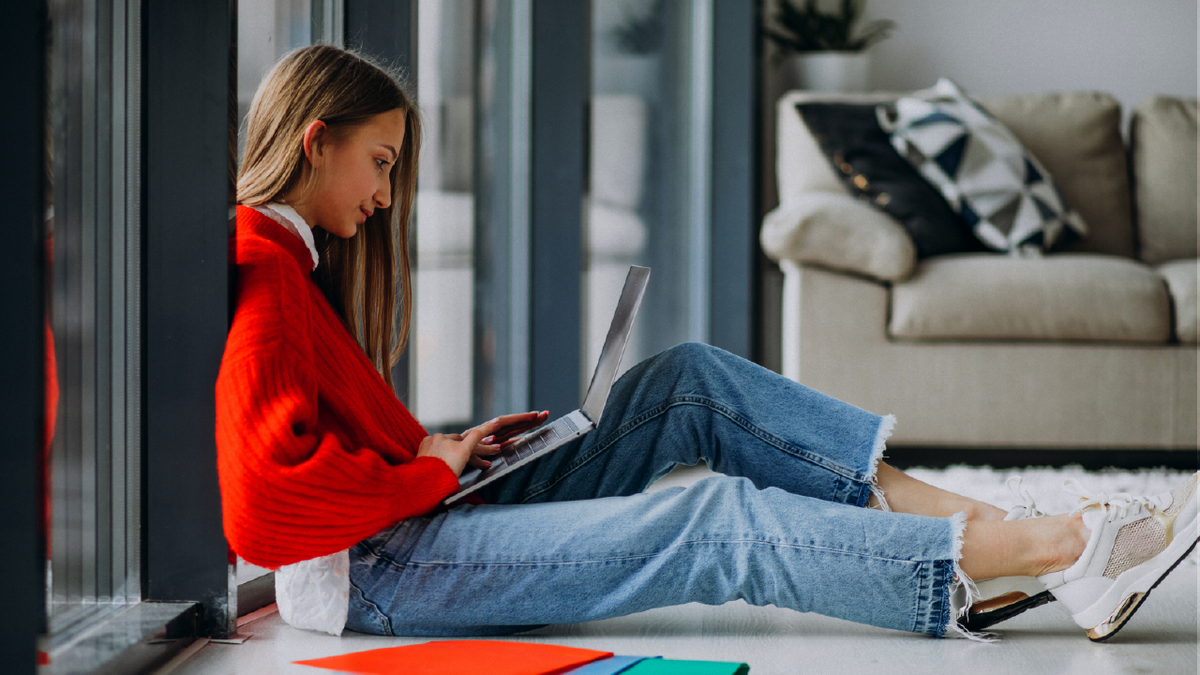 Даже если вы учитесь онлайн из дома, налоговый вычет вернуть сможете