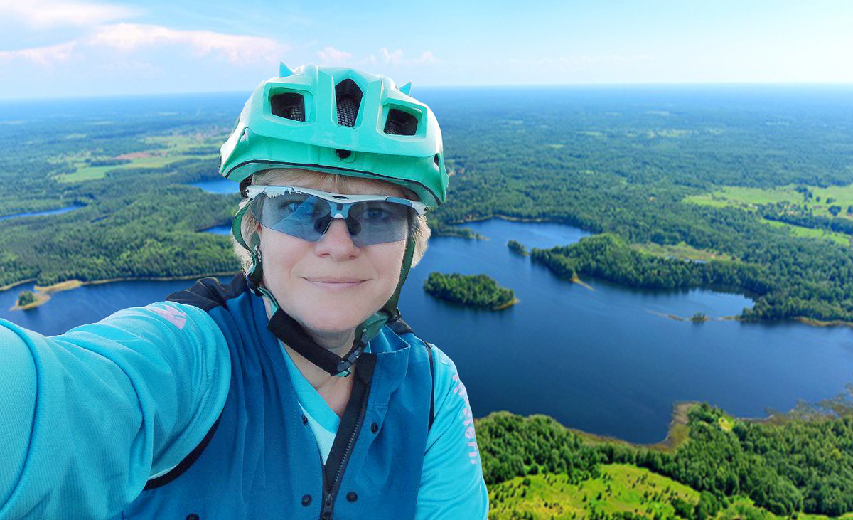 Велосипедистка Ольга из Смоленска