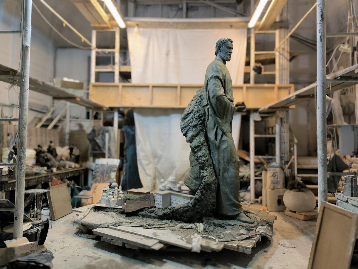 Готовтся памятник Сибиряковым