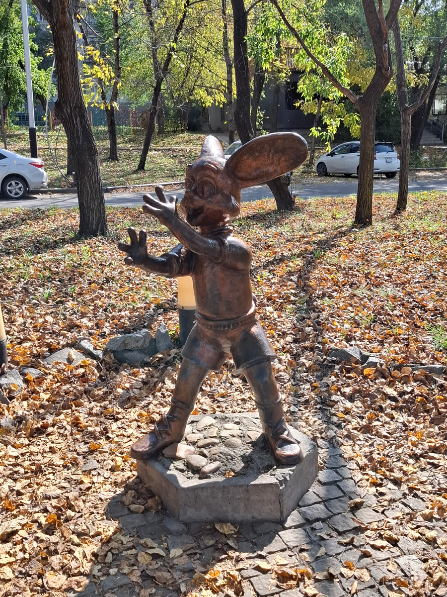 Заяц из «Ну, погоди!»