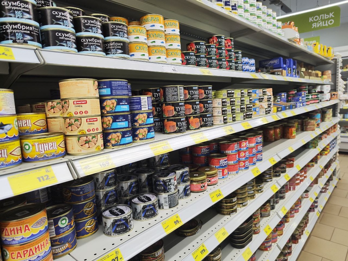    Эти консервы в "Магните" стоят меньше 100 рублей, а состав - как у дорогого деликатеса - вкуснее еще не пробовала