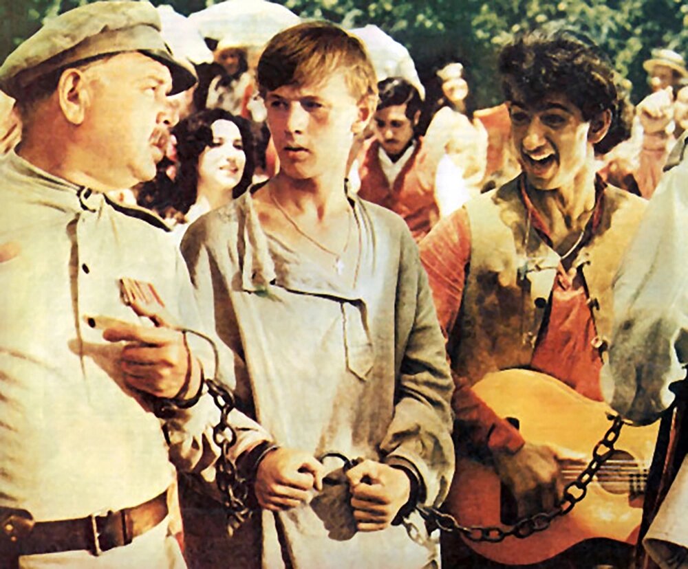    Кадр из фильма «Новые приключения неуловимых», 1968