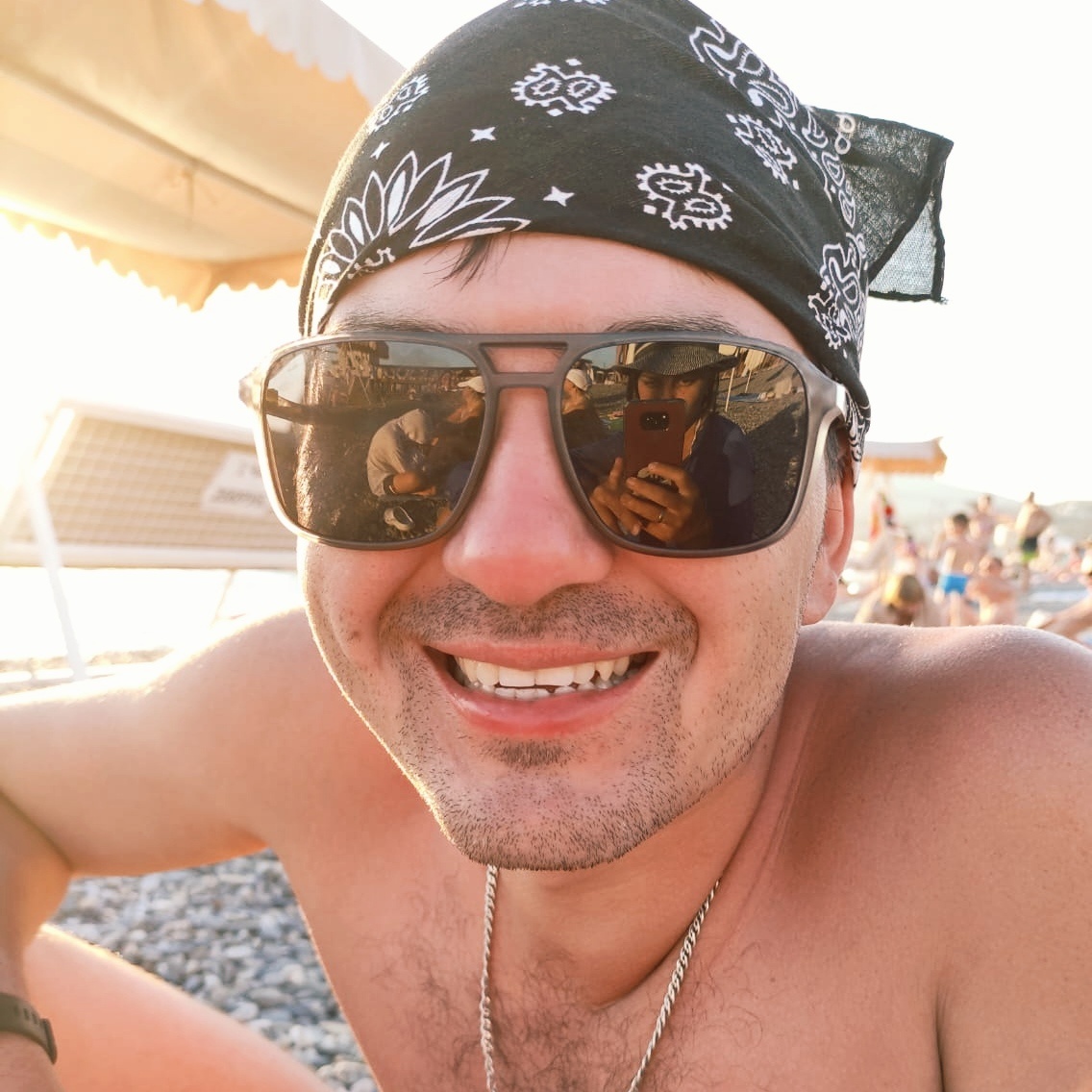 Счастья много не бывает) 