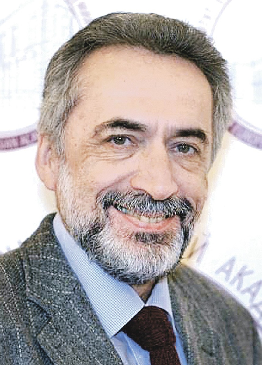    Владислав Белов.