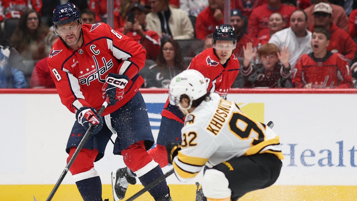    Овечкин сыграл против "Бостона". Фото: REUTERS