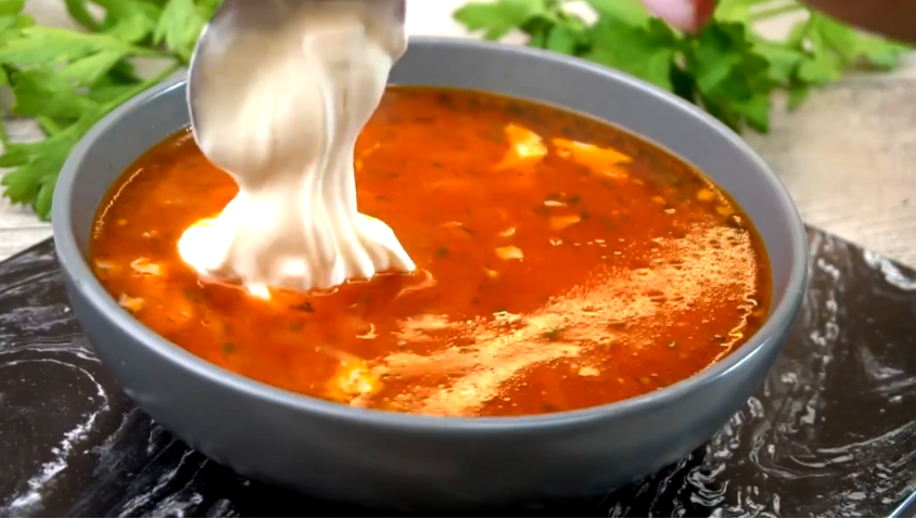 Вот так готовили наши прабабушки Борщ, и почему о нем забыли... Такой вы никогда не пробовали. Спасибо маме, напомнила...