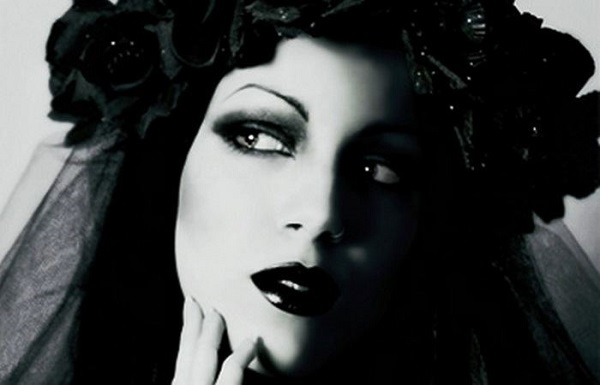 Так традиционно изображают Веру Ренци