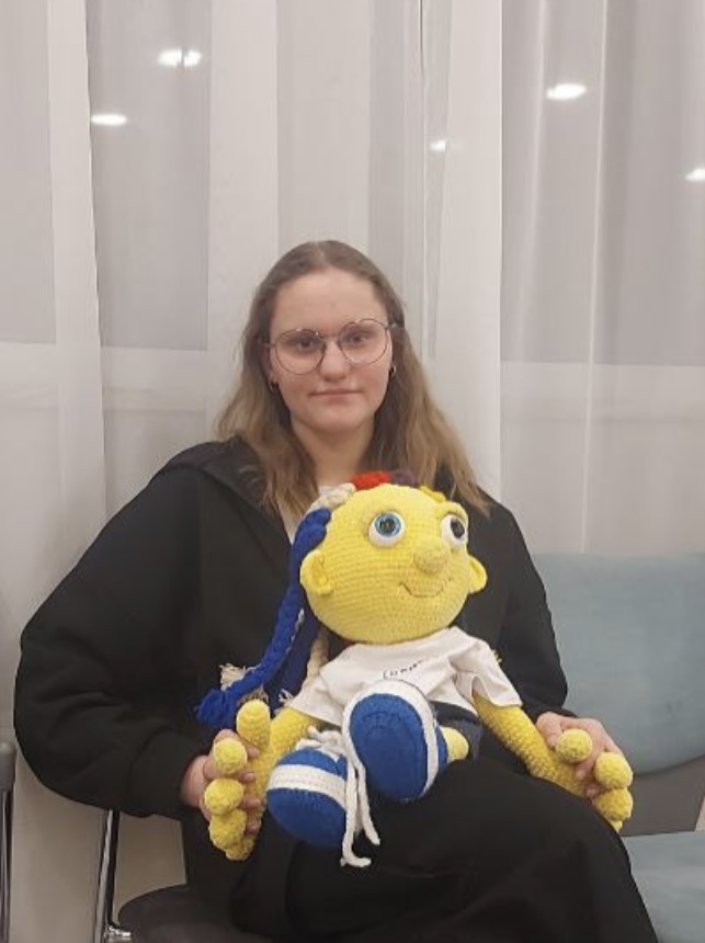 Елизавета на пациентской встрече сообщества семей с синдромом Алажилля, г.Москва, 2025 г.