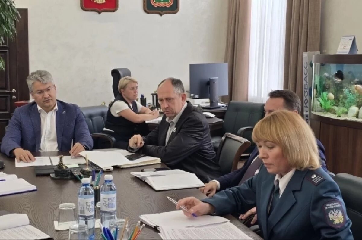    На шахте «Спиридоновская» начали выплачивать деньги за июль