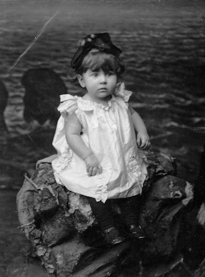 Детское фото Галины 