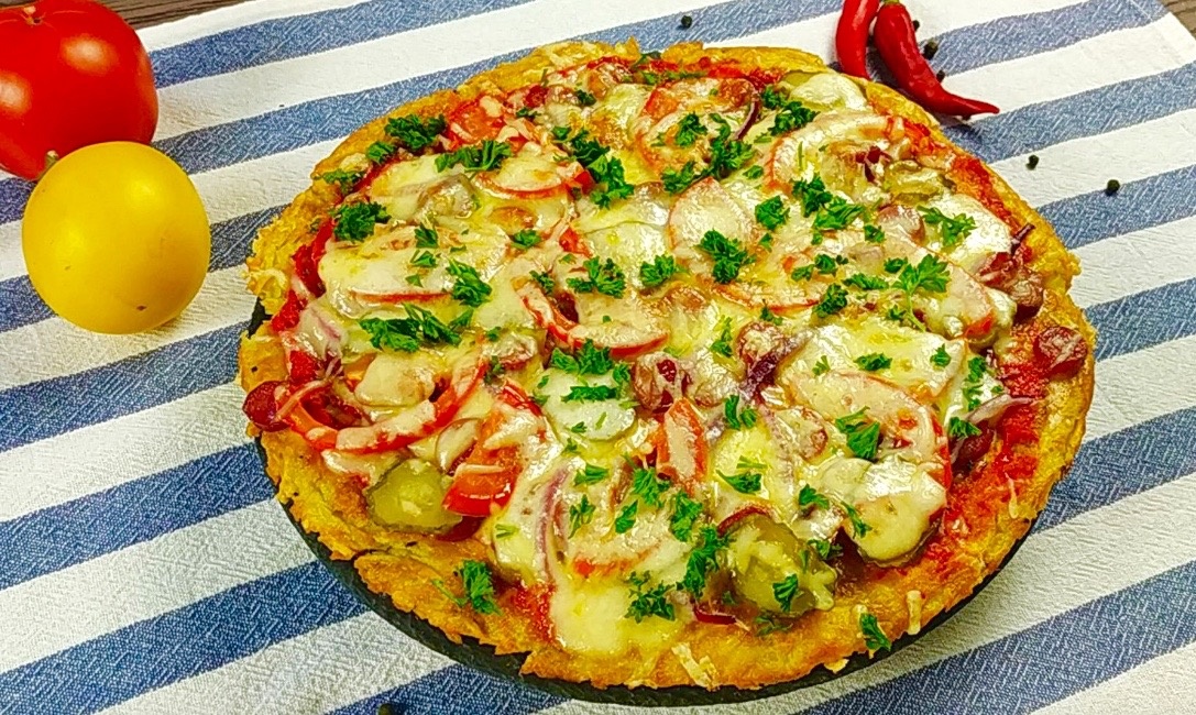 Пицца на картофельном дранике.