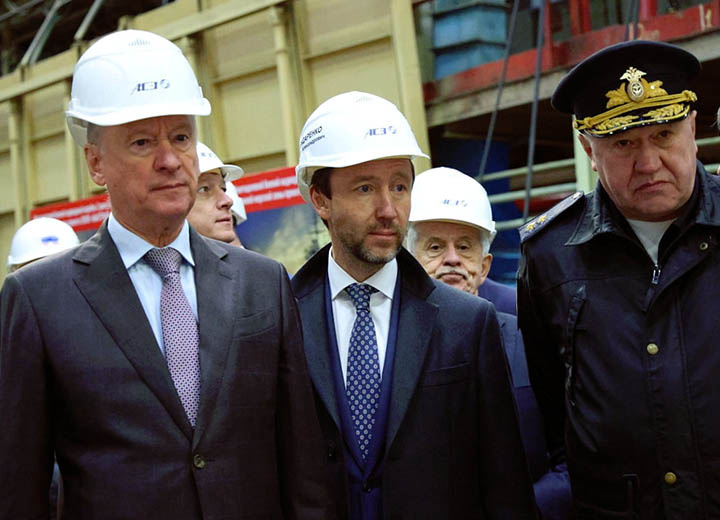 Амурские корабелы доложили о своих планах главе Морской коллегии / Фото: Морская коллегия России  📷
