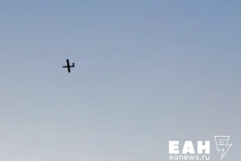    ЕАН. Дрон самолетного типа