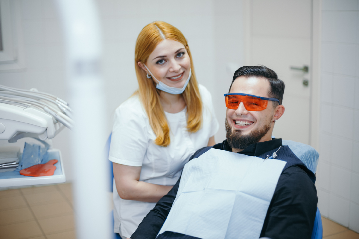 Фотография взята с сайта стоматологии Дмитрович Фэмили https://www.dmitrovich.ru/