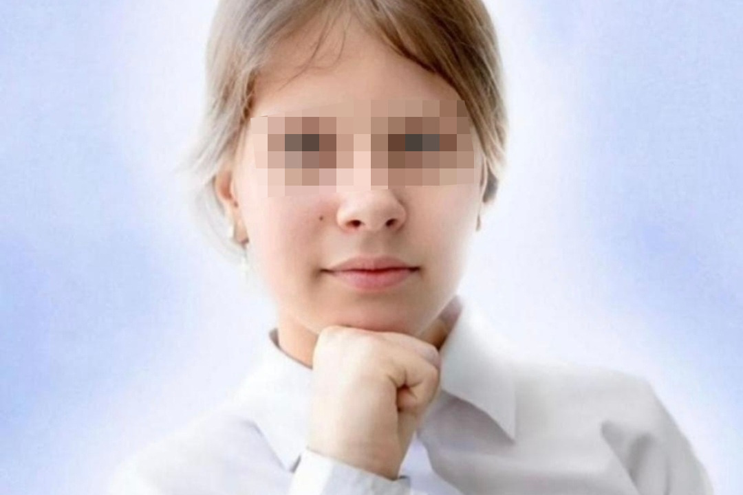 Девочка выпала из машины. Фото: соцсети