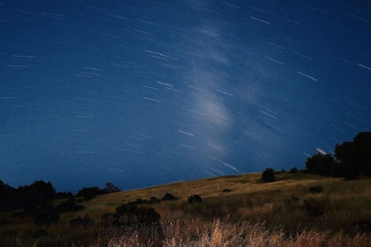    Ученый Пермского Политеха рассказал, как увидеть вечерний звездопад Дракониды / © Marc Sendra Martorell, unsplash