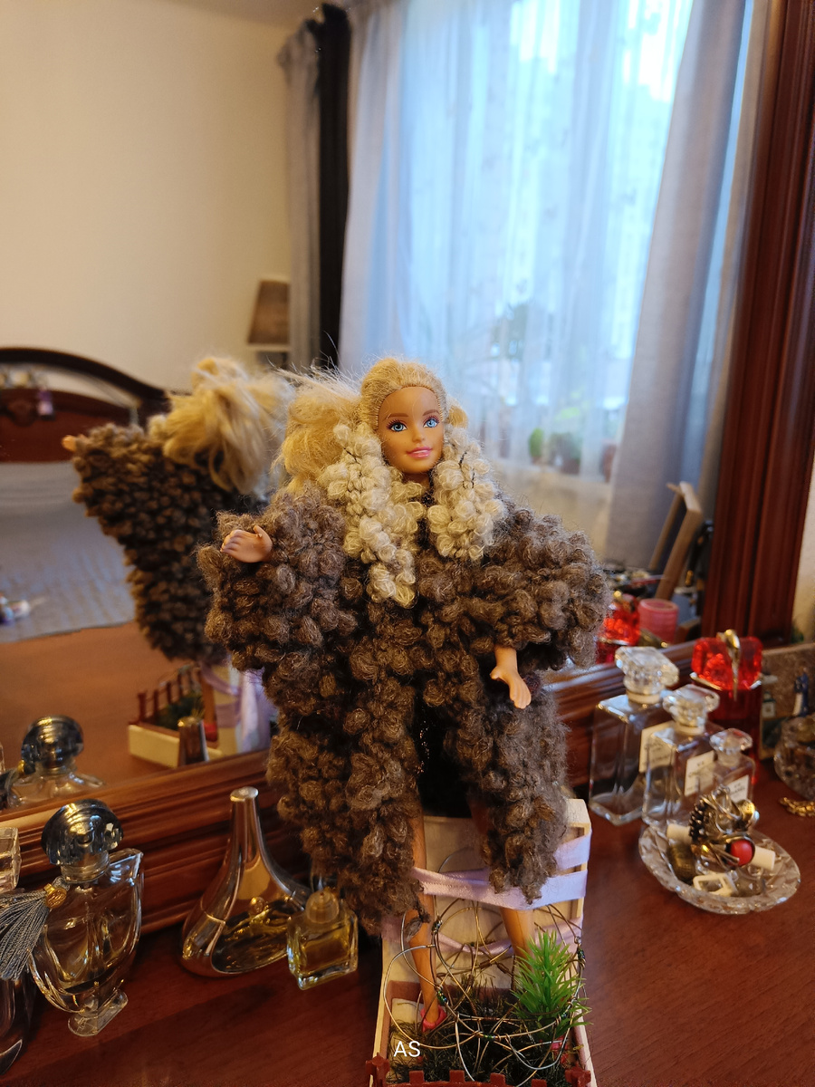 «Бабушка, одень куклу»: Гардероб для прогулок в Преображенском парке. Листайте