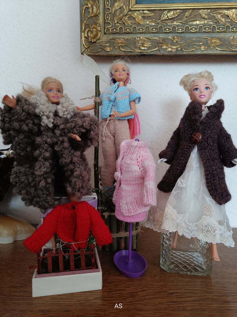 «Бабушка, одень куклу». Так хотела назвать свою экспозицию